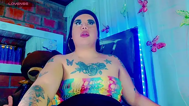 nauthyvalentina webcam