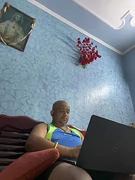 Dick_6inches_Delhi webcam