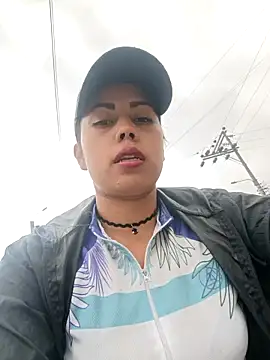 _andrea30 - _andrea30's free webcam - UK Sex Cams