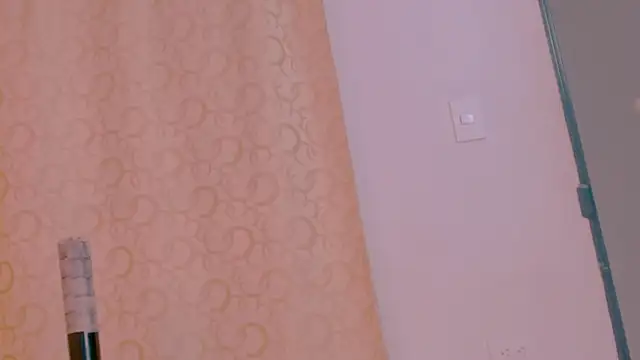 sexiempoderada18 webcam