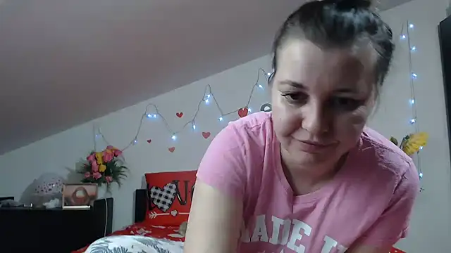 sweetmaddy888 - SweetMaddy888's free webcam - UK Sex Cams
