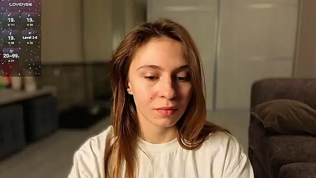 LovelyKatea webcam