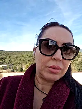 Webcam Model (Starletx)  is live.Free join now!