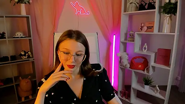 ellifrankenweenie - ElliFrankenweenie's free webcam - UK Sex Cams