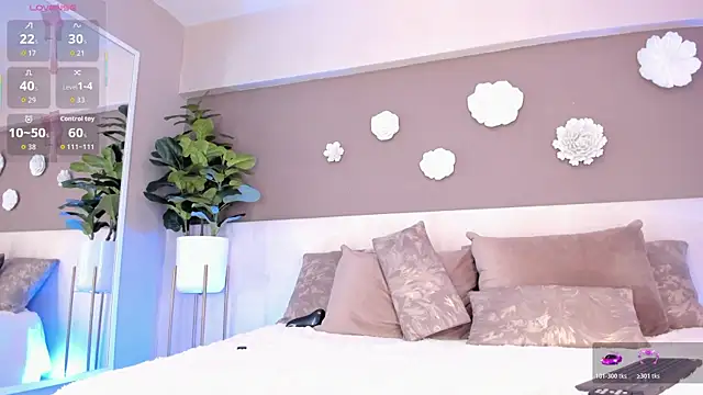 VictoriaShelby webcam