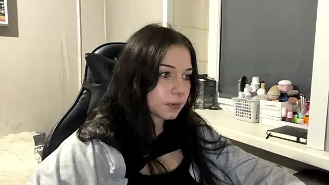 lilybaby3 - LilyBaby3's free webcam - UK Sex Cams