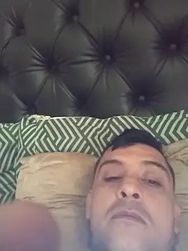 Juanstevan2724 webcam