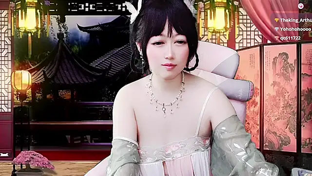 美女LuckyCute-Tutu在线直播