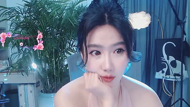 美女feifei-love在线直播