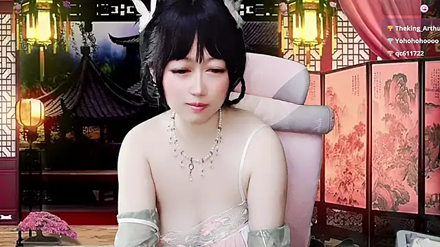 美女LuckyCute-Tutu在线直播