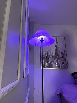 honeymollyx (F young) - RIDE DILDO IN REVERSE & OIL + SPANKS