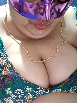 tamilthanushri webcam