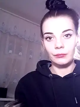 JhonSHelBy7LuNa webcam