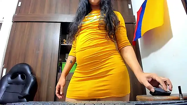 miss_bigcockts webcam