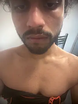 shiitposter_male webcam