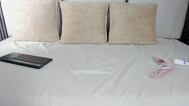 Pamela_SkinnySexy webcam