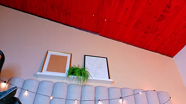 ChloeeMiller__ webcam