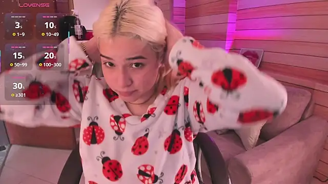 BarbieHannaB_ webcam