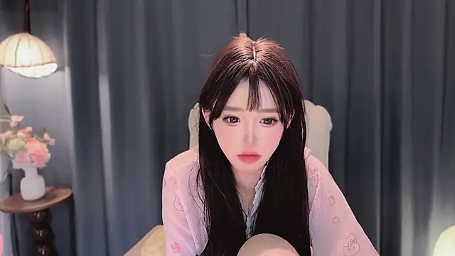 美女Yaiyigirl在线直播