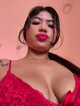 Webcam Model (Luna_20x)  is live.Free join now!