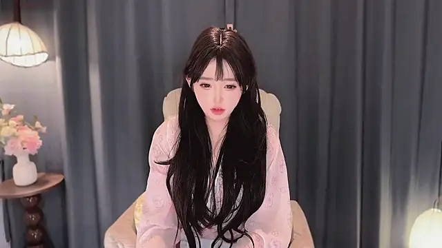 美女Yaiyigirl在线直播