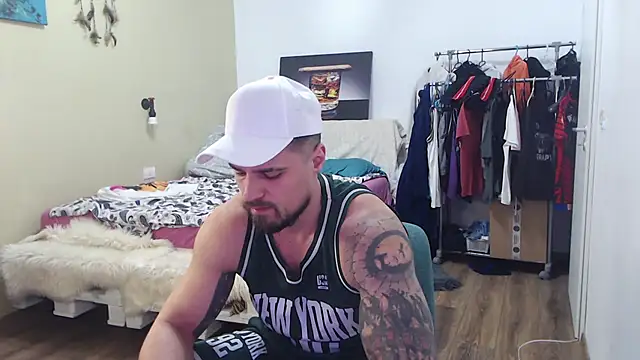 Tiberius_hunk webcam