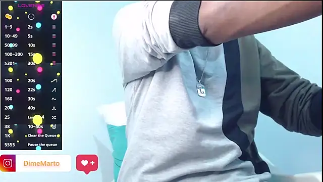 mike_black_22 webcam