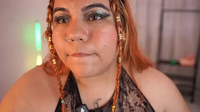 Samanta_Bigboos webcam