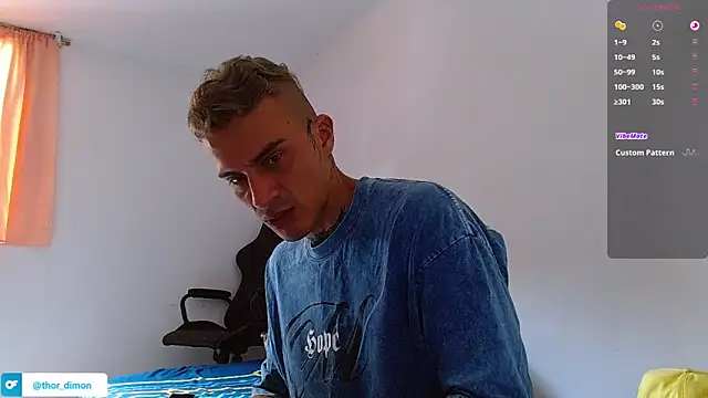 bray_hotboy777 webcam