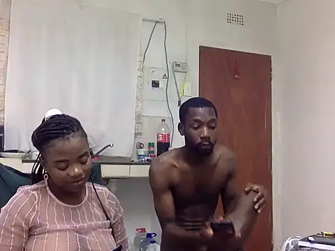 BloodmoonAlpha_1 webcam