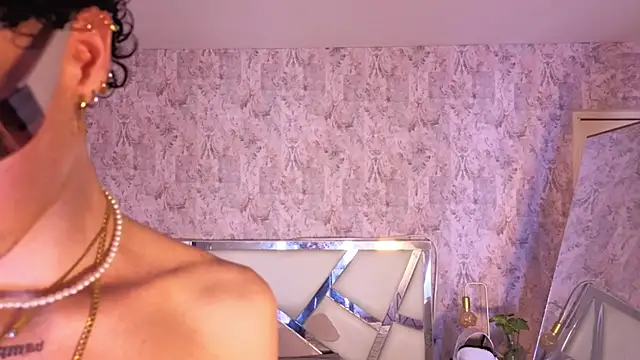 nova_salvatore webcam