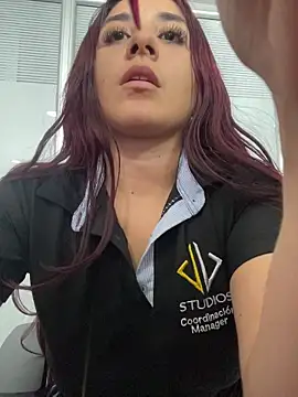 Nahomy_Benett webcam