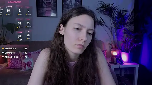 VioletaBloom webcam