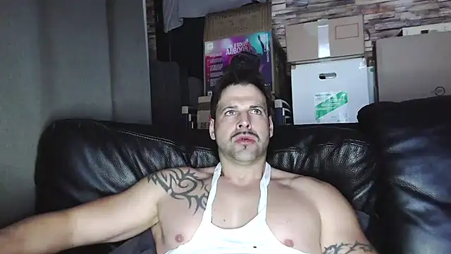 XxBigboybandxX webcam