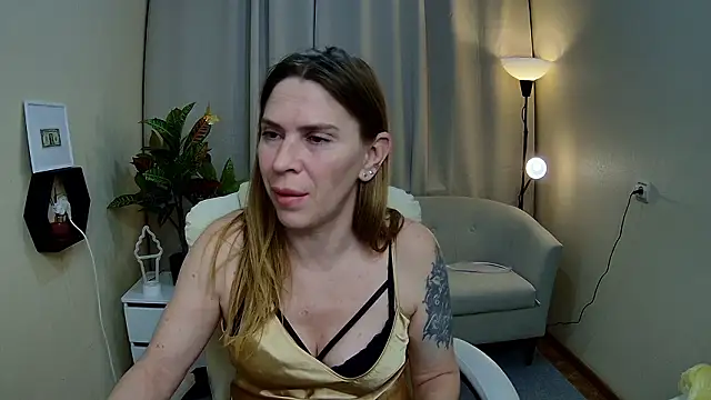 TessaDaybreak webcam