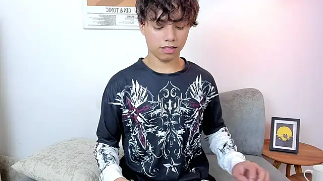 Honeymoon_sariel webcam