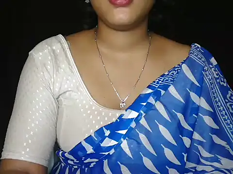 Rashmi-Sexy webcam