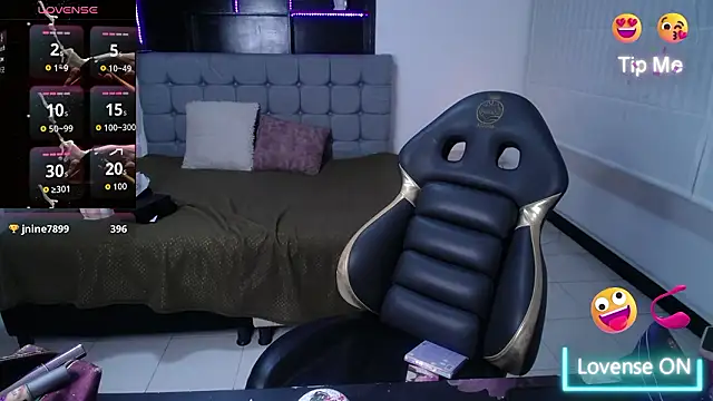 lynn_turner - Lynn_turner's free webcam - UK Sex Cams