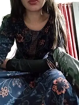 Webcam Model (Noor_Darliing)  is live.Free join now!