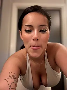 Risky_Workouts webcam