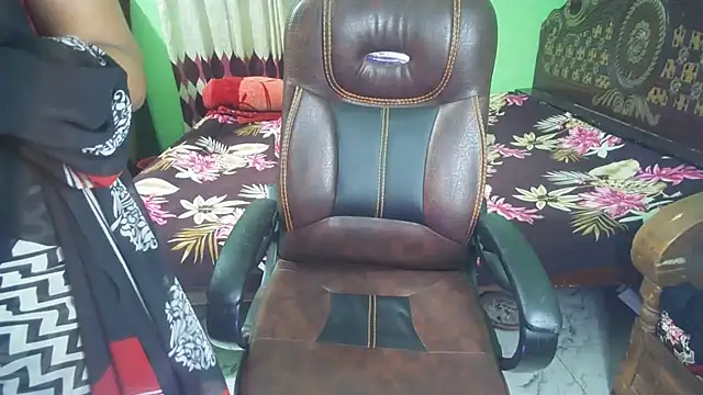 BengaliQueenStar webcam