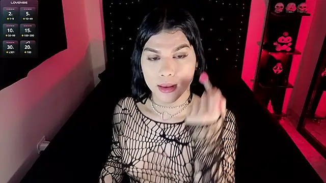 DarkAndTenderGirl webcam