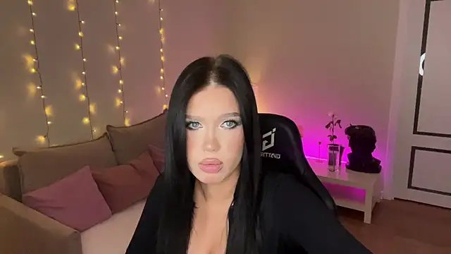 mistress_of_hearts webcam