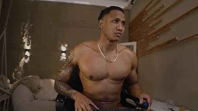 logan_varela - Logan_Varela's free webcam