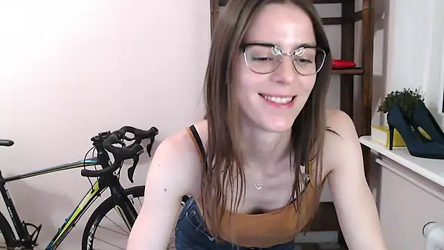 love_megi - Love_megi's free webcam