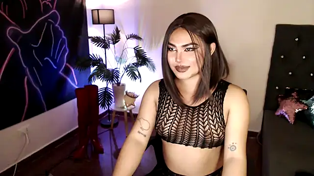 itsmesiannaloove69 - ItsmeSiannaLoove69's free webcam