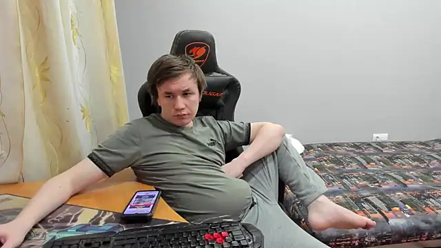 iliaskrislove - Iliaskrislove's free webcam