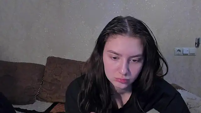 love_lina_muuur webcam