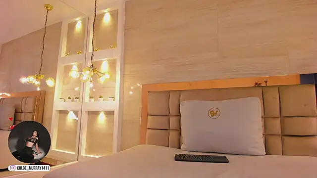chloe_murray webcam