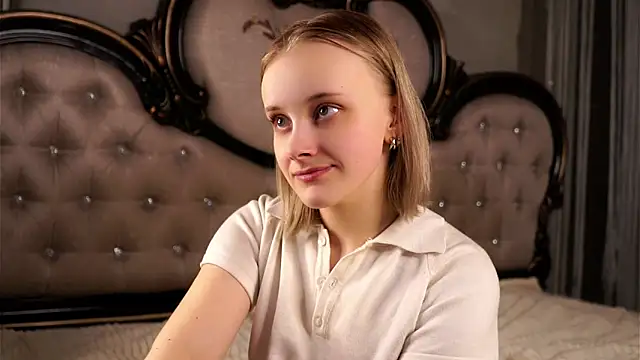 KirstinMcgeady webcam